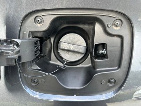 Used 2025 Lexus NX 250 FWD w/ Accessory Package (Z1) image 36