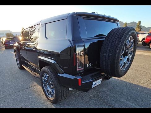 Used 2025 GMC Hummer EV 3X AWD/4WD image 8