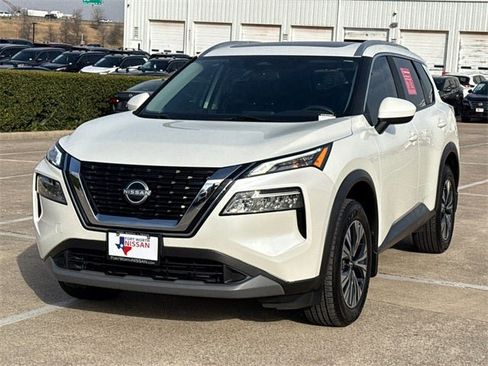 Certified 2023 Nissan Rogue SV w/ SV Premium B Package image 4