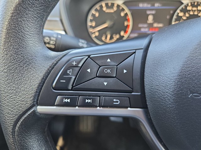Used 2025 Nissan Altima 2.5 SV AWD/4WD image 17