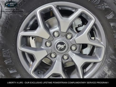 Used 2021 Ford Bronco Badlands AWD/4WD image 11