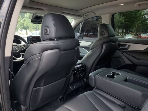 Certified 2025 Acura MDX FWD image 12