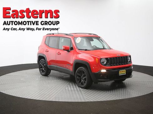 Used 2018 Jeep Renegade Altitude AWD/4WD image 50