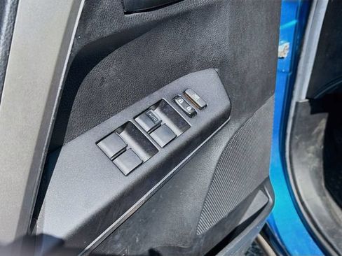 Used 2018 Toyota RAV4 LE w/ All Weather Liner Package AWD/4WD image 18
