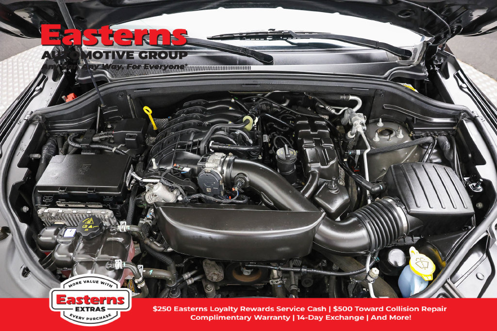 Used 2024 Dodge Durango GT RWD image 8