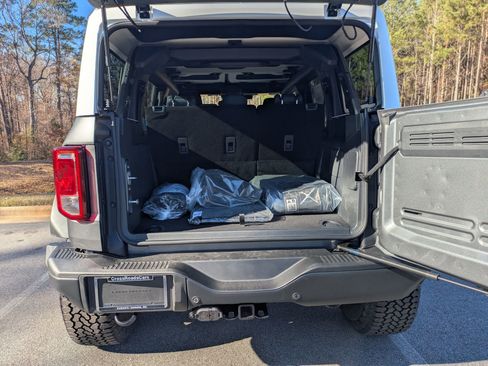 New 2025 Ford Bronco Heritage Edition image 27