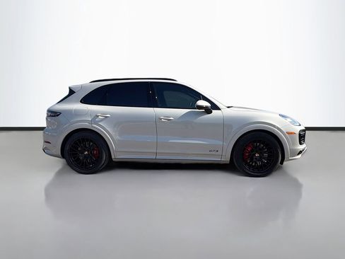 Used 2023 Porsche Cayenne GTS image 2
