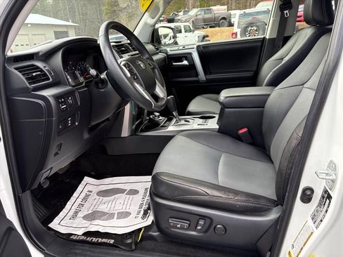 Used 2019 Toyota 4Runner SR5 Premium image 14