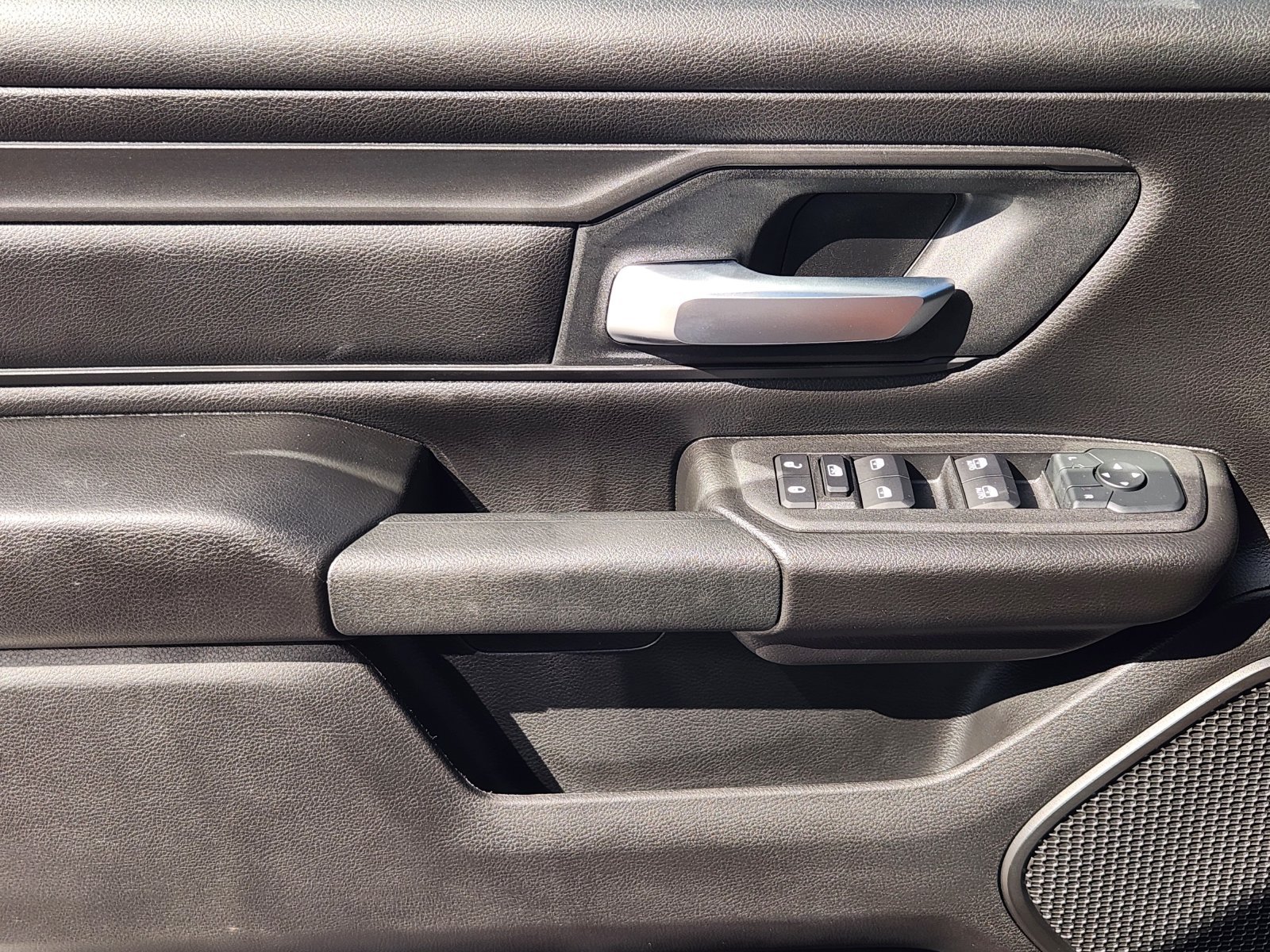 New 2027 RAM 1500 Express RWD image 20