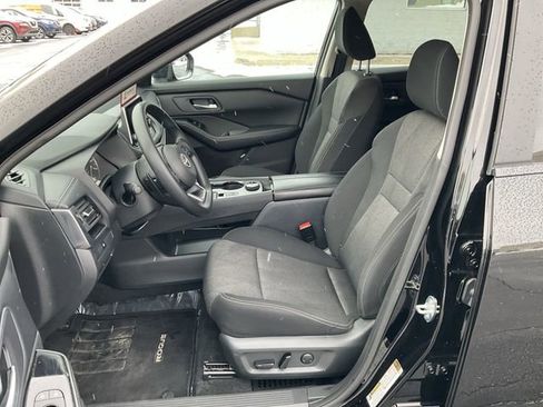 Certified 2024 Nissan Rogue SV image 11