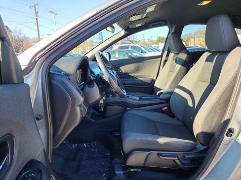 Used 2022 Honda HR-V Sport image 13