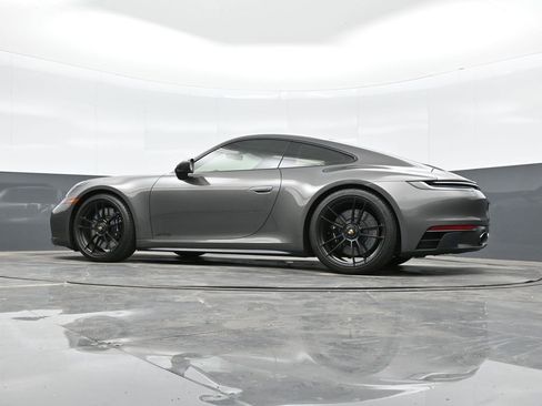 Certified 2022 Porsche 911 Carrera GTS image 35