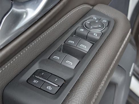 Used 2022 GMC Yukon Denali AWD/4WD image 20