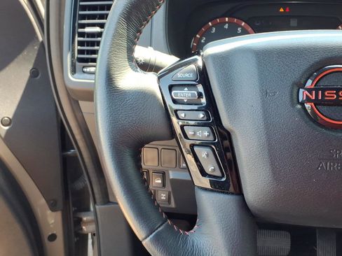 Used 2024 Nissan Frontier PRO-4X w/ Pro Convenience Package AWD/4WD image 19