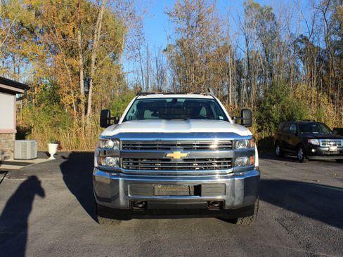 Used 2015 Chevrolet Silverado 3500 W/T w/ Snow Plow Prep Package image 13