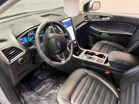 Used 2023 Ford Edge SEL w/ Convenience Package image 17