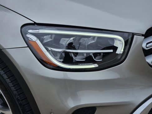 Used 2022 Mercedes-Benz GLC 300 image 26