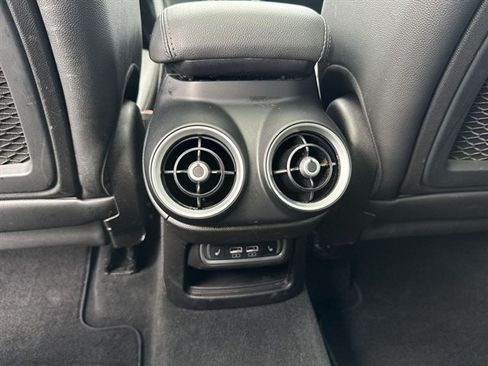 Used 2023 Alfa Romeo Stelvio Ti AWD/4WD image 26