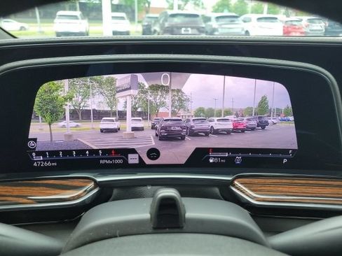 Used 2023 Cadillac Escalade Premium Luxury AWD/4WD image 34