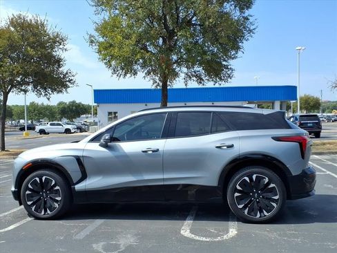 Used 2024 Chevrolet Blazer EV RS AWD/4WD image 9