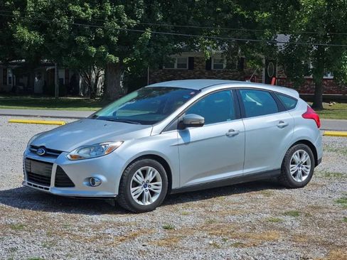 Used 2012 Ford Focus SEL image 3