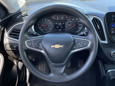 Used 2023 Chevrolet Malibu LT image 12