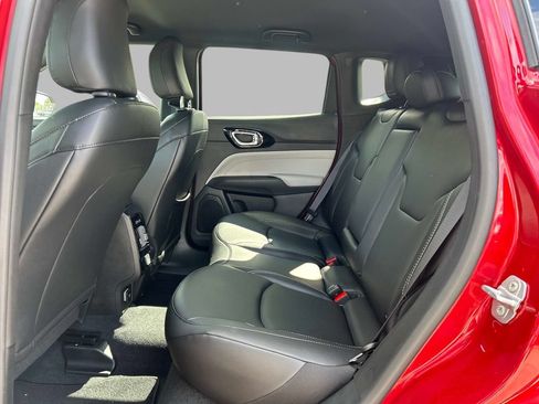 Certified 2026 Jeep Compass Limited AWD/4WD image 15