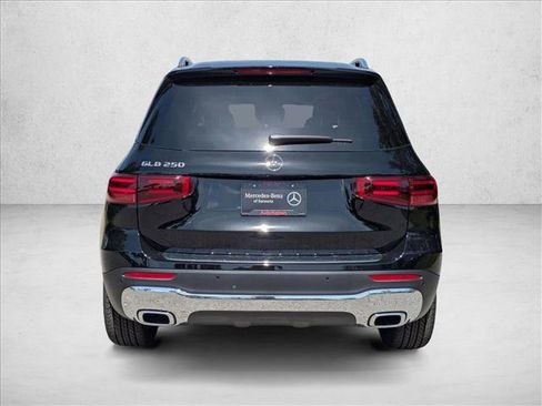 Certified 2026 Mercedes-Benz GLB 250 image 8