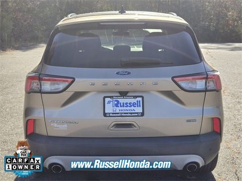 Used 2020 Ford Escape Titanium image 12