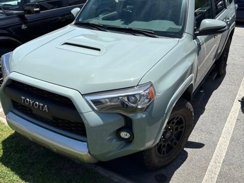 Used 2023 Toyota 4Runner TRD Off-Road Premium w/ Moonroof Package AWD/4WD image 9