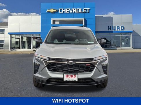 New 2026 Chevrolet Trax RS w/ Driver Confidence Package image 9