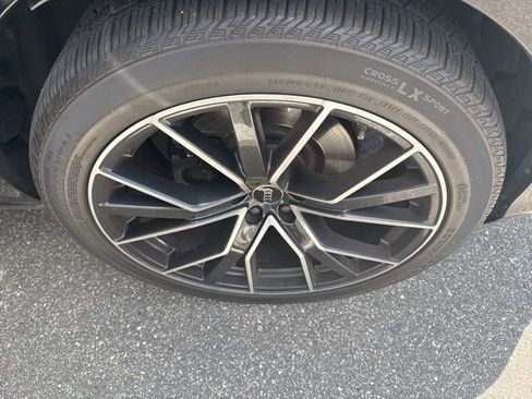 Used 2023 Audi SQ8 Prestige w/ Prestige Package image 6