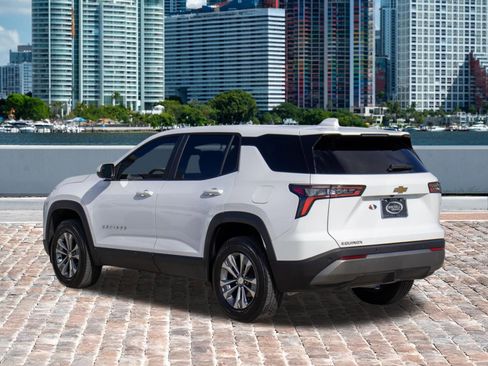 Used 2025 Chevrolet Equinox LT image 7