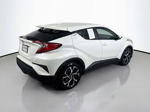Used 2021 Toyota C-HR XLE FWD image 7