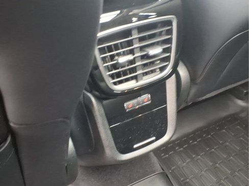 Used 2022 Lincoln Nautilus Reserve image 13