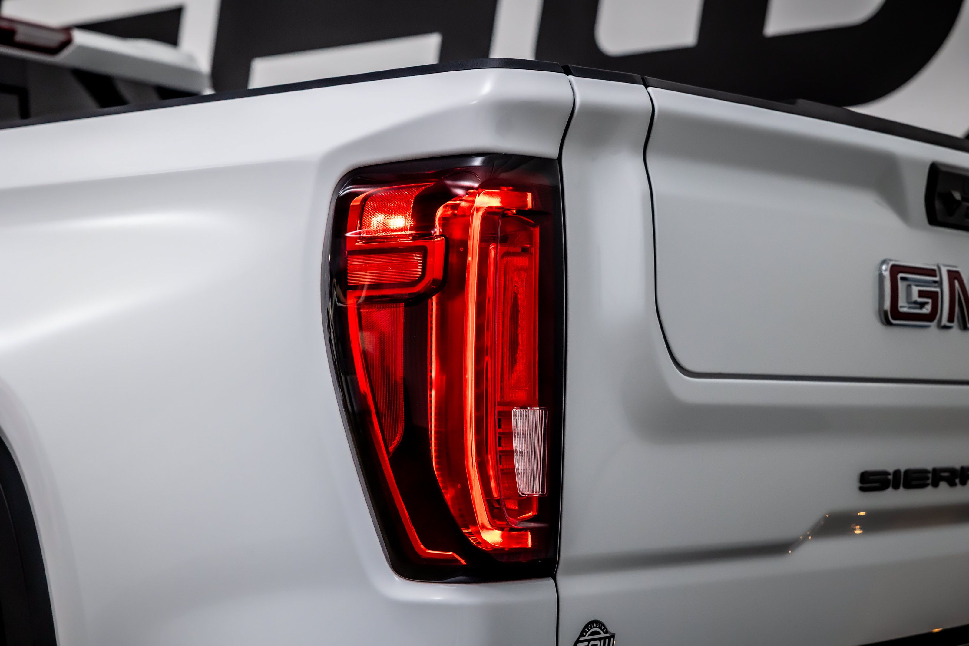 Used 2026 GMC Sierra 1500 AT4 w/ AT4 Premium Package AWD/4WD image 13
