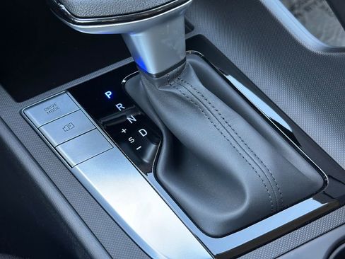 New 2025 Hyundai Elantra SE w/ Cargo Package image 13