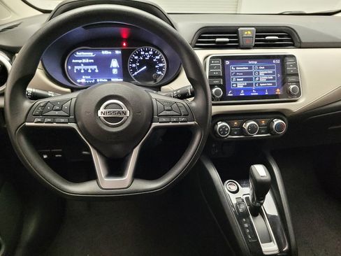 Used 2021 Nissan Versa SV FWD image 22