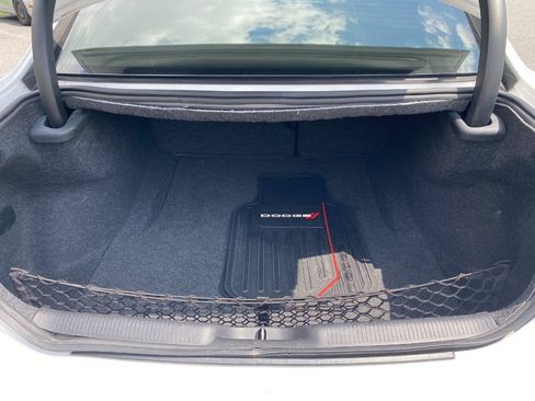 Used 2016 Dodge Charger SXT RWD image 25