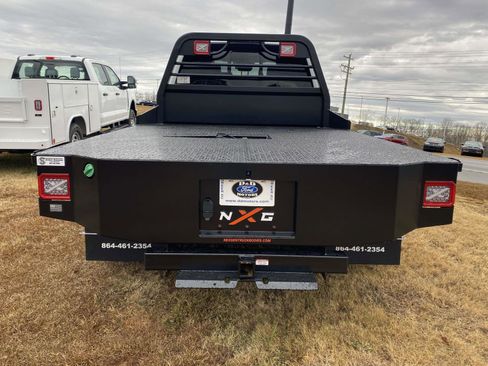 New 2025 Ford F450 XL image 5