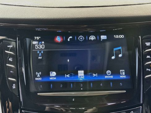 Used 2020 Cadillac Escalade Premium Luxury w/ Escalade Sport Edition AWD/4WD image 15