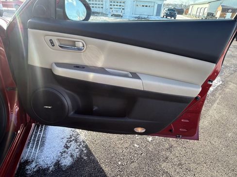 Used 2009 MAZDA MAZDA6 s Grand Touring w/ Moonroof & Bose Pkg image 12