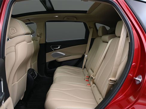 Certified 2024 Acura RDX SH-AWD w/ Advance Package image 10