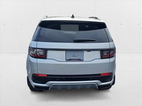 New 2025 Land Rover Discovery Sport S image 6