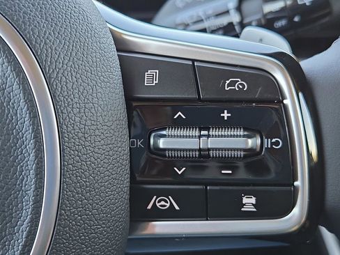 New 2026 Kia Carnival SX Prestige image 32