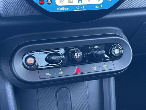 Used 2026 MINI Cooper 4-Door Hardtop image 14