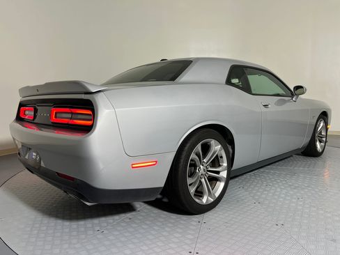 Used 2020 Dodge Challenger R/T image 9