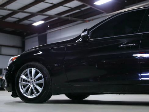 Used 2017 INFINITI Q50 Premium w/ 2.0T Premium Plus Package image 21