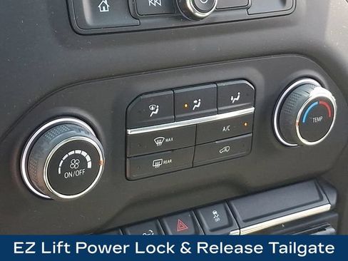 Used 2023 Chevrolet Silverado 1500 Custom AWD/4WD image 13