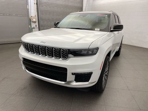 New 2025 Jeep Grand Cherokee L Summit image 10